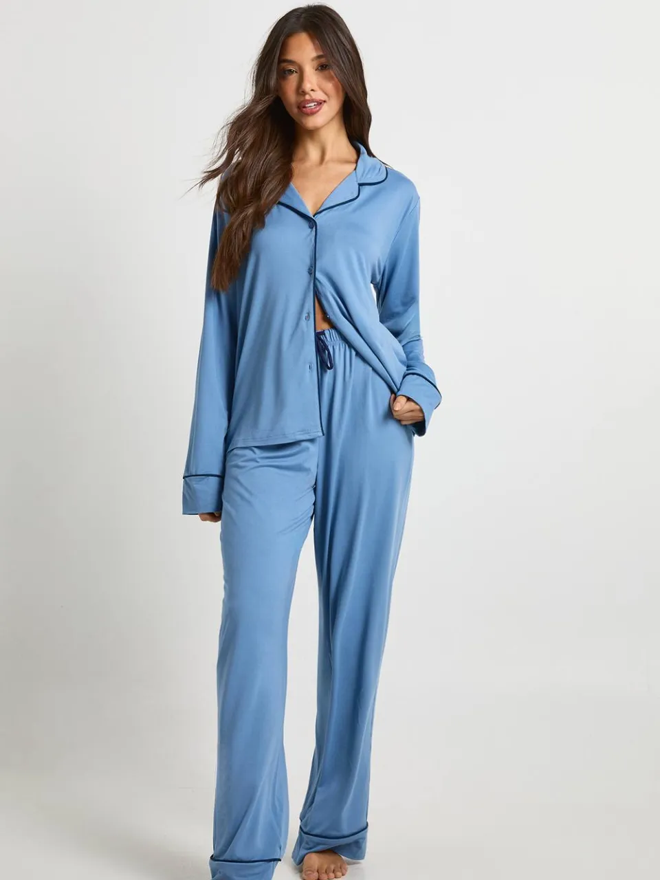 boohoo Dames Jersey Pyjama Set met Paspeldetail - Shirt met Lange Mouwen & Broek stoffig blauw, foto 3