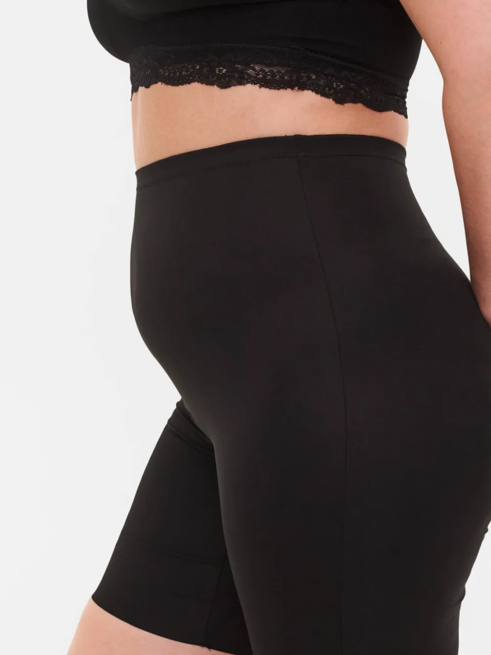 Zizzi licht corrigerende short zwart, foto 5