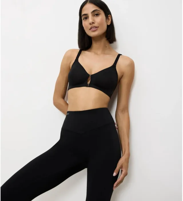 Triumph Bügelloser BH Triaction Fitness Zwart