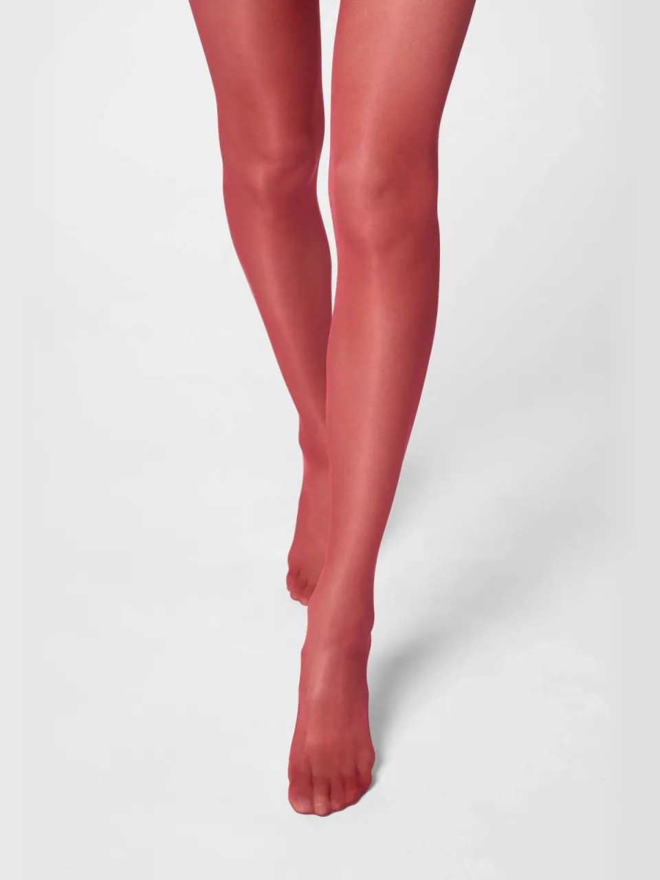 Oroblu All Colors panty 50 denier dieprood
