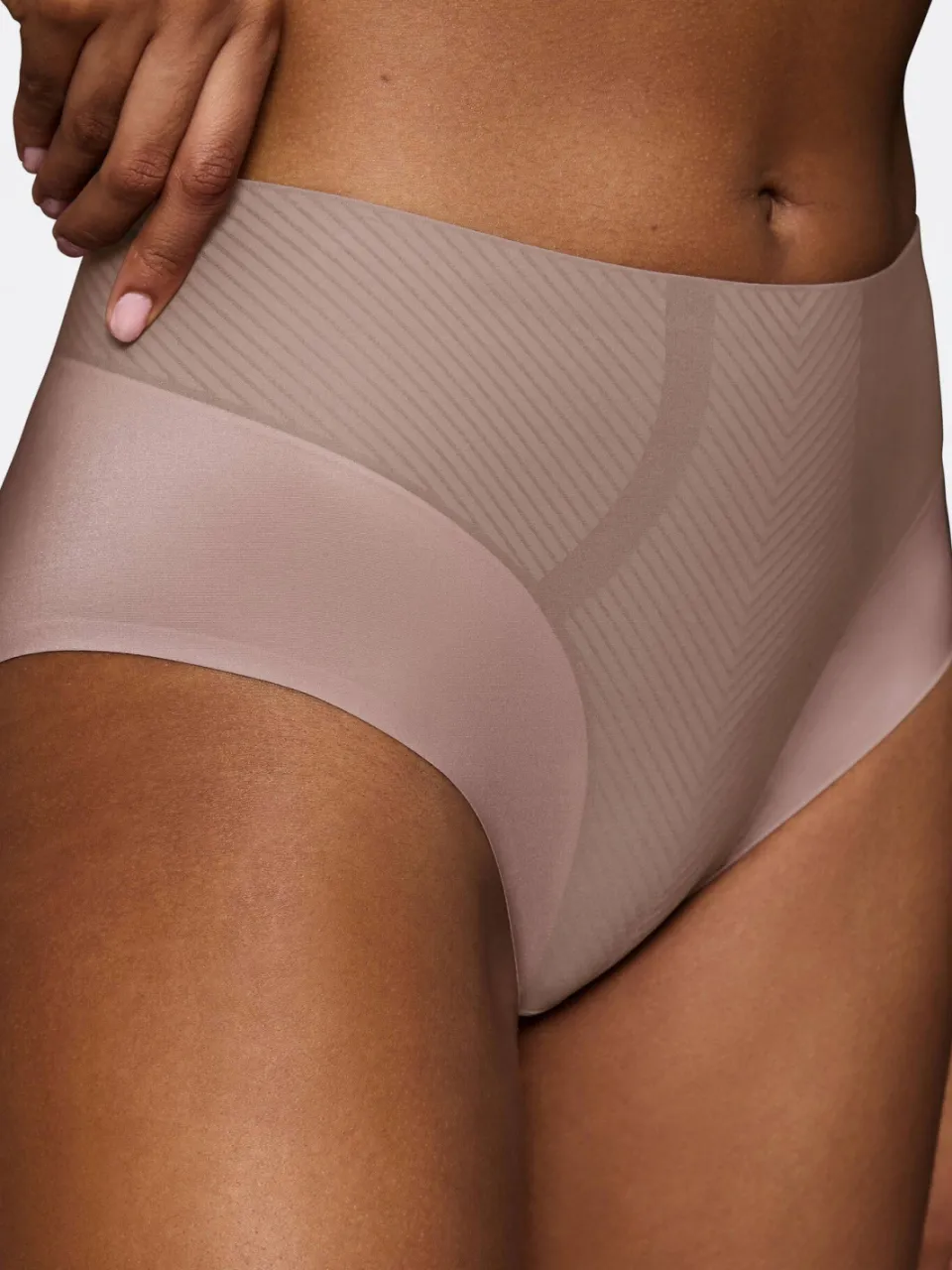 Triumph corrigerende maxislip Body Make-Up Illusion Curve lichtbruin, foto 5