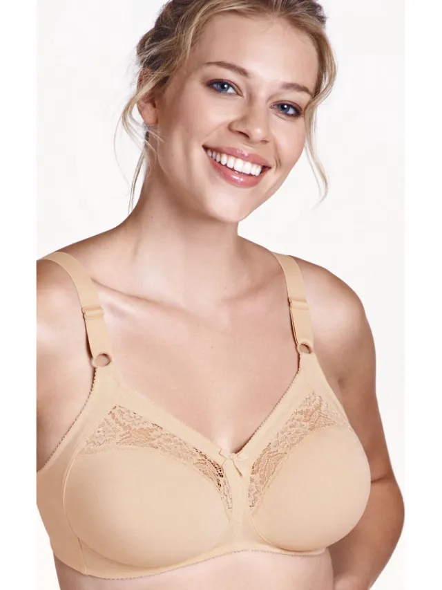 Lisca Beige beugelloze klassieke bh Lisca Manja