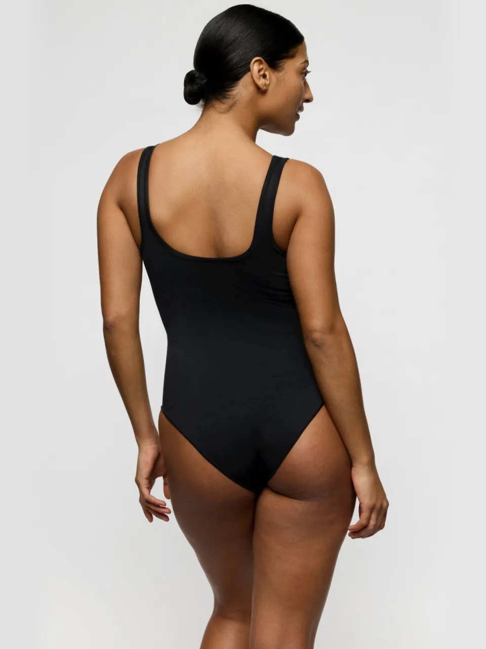 PrimaDonna medium corrigerende body Nudda zwart, foto 5