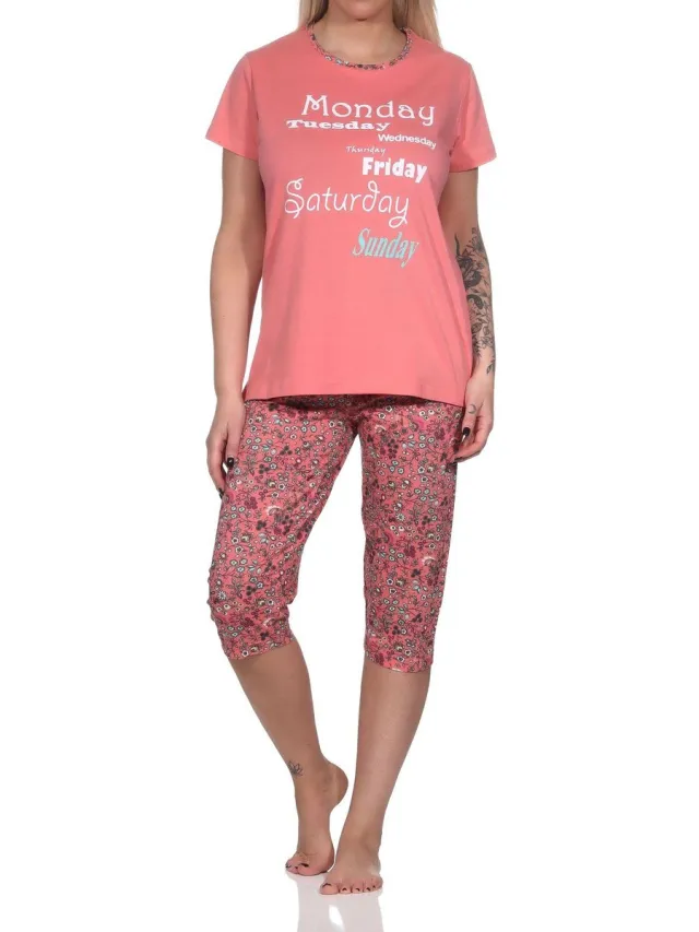 Normann Casual damescapripyjama met all-over patroon en print op de voorkant, ¾ capribroek apricot
