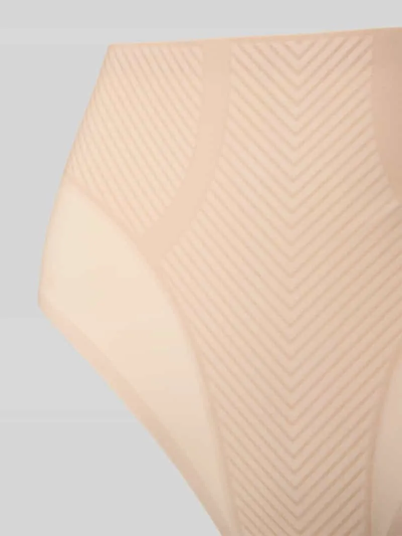 Triumph Shapewear maxislip met innovatieve gel-druk-technologie model 'BMU Illusion Curve' beige, foto 3