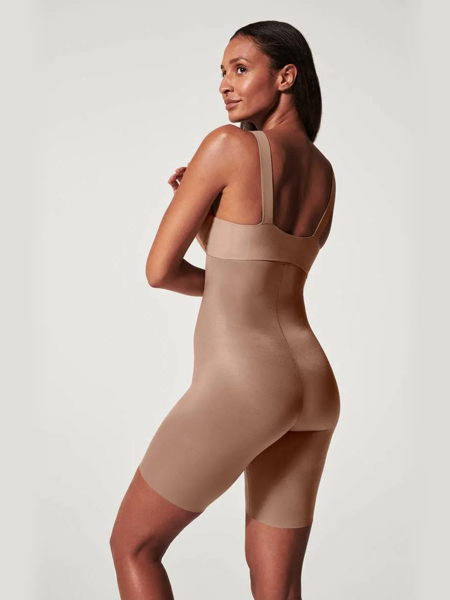 SPANX seamless medium corrigerende High-Waisted Mid-Thigh short donkerbeige, foto 5