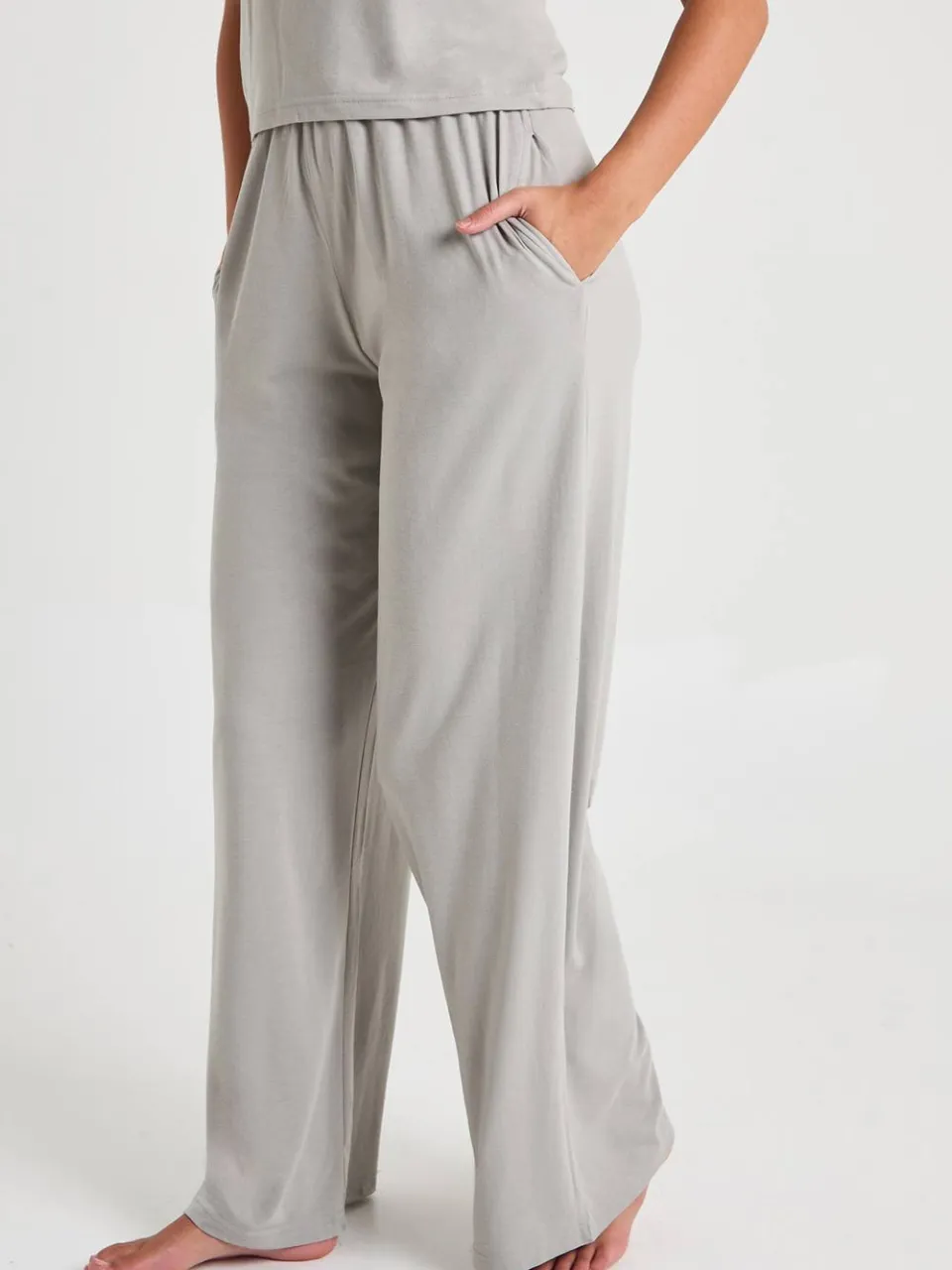 boohoo Dames Modal Hemd & Wijde Pijpen Broek Pyjama Set grijs, foto 3
