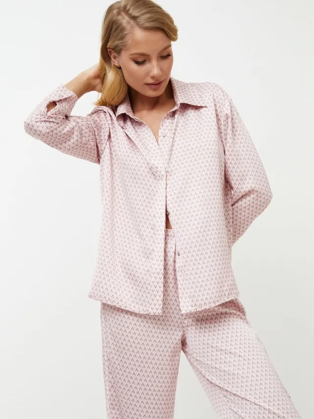Aruelle Roze damespyjama set-pyjamashirt met lange mouw-knoopsluiting-lange broek