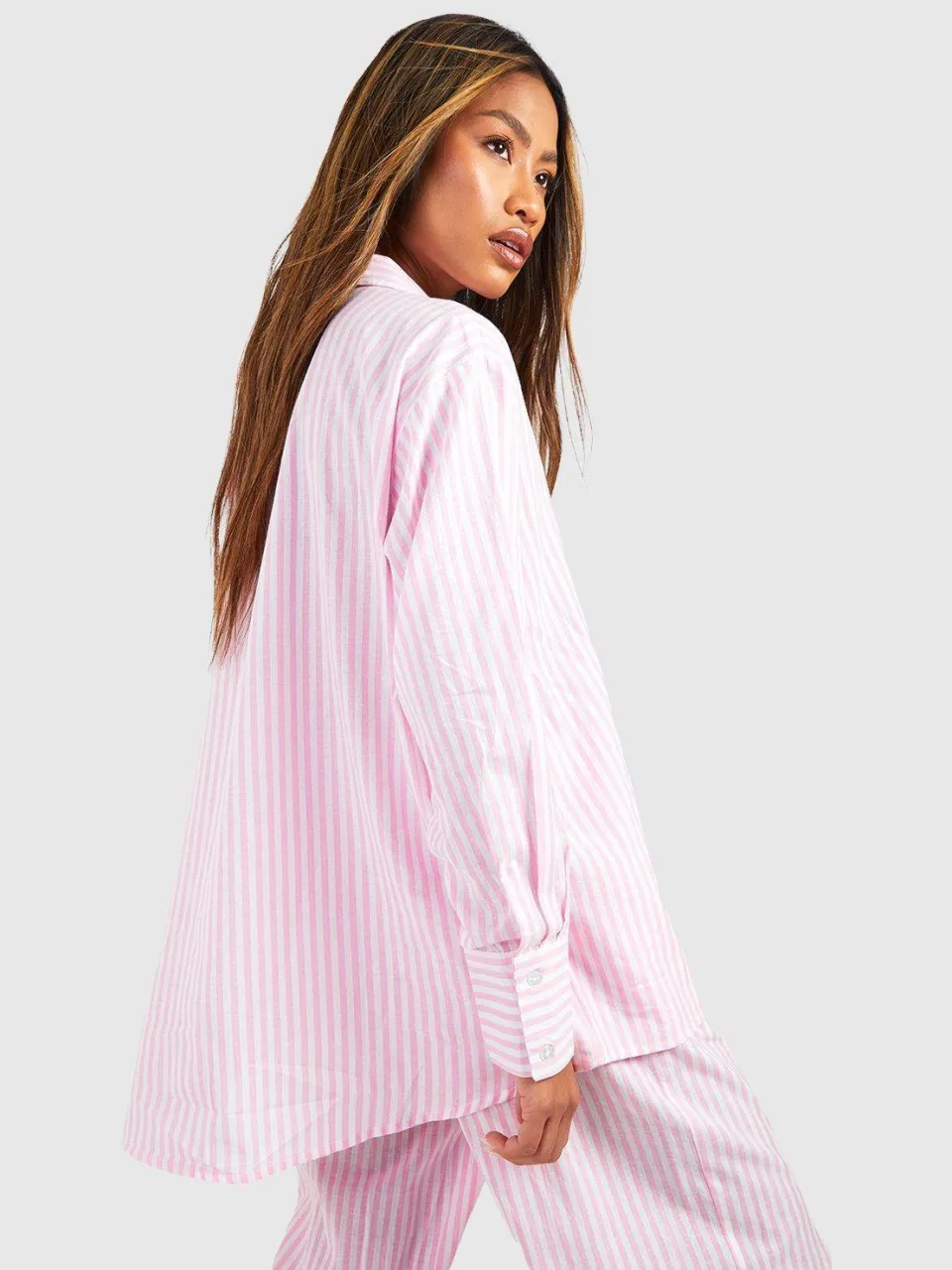 boohoo Dames Katoenen Pinstripe Oversized Pyjama Overhemd roze, foto 3