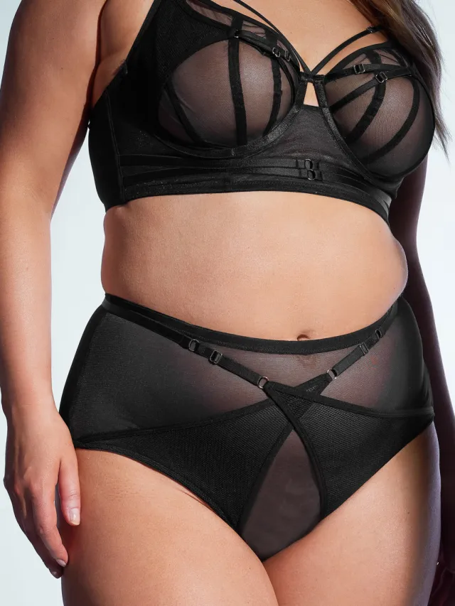 Playful Promises Mesh Slip Met Hog Taille En Detail Van Bandje In Zwart, foto 4