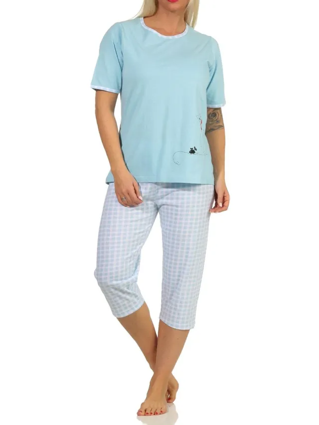 Normann Dames capri pyjama korte mouw met schattig kat motief en korte geruite tricot broek hellblau
