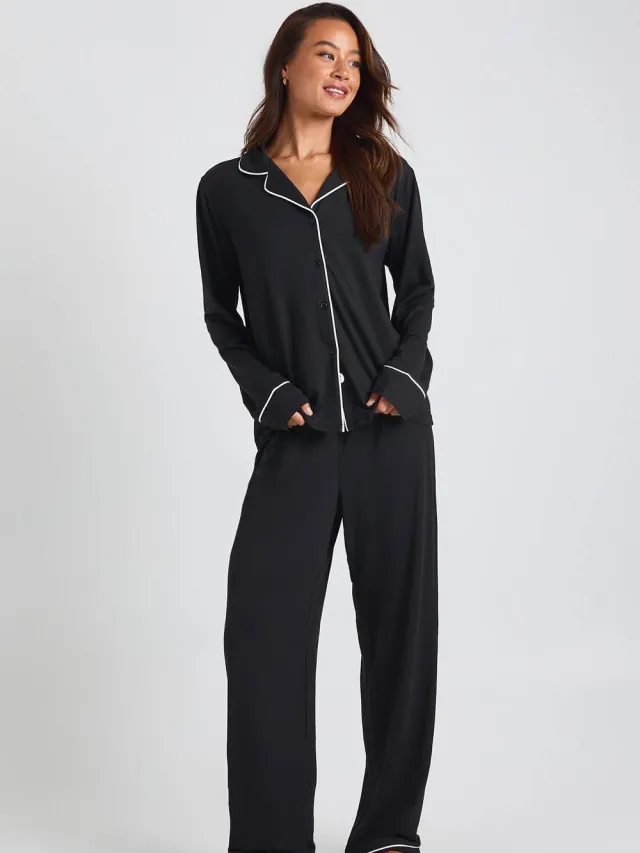 boohoo Dames Lang Jersey met pijpdetail lange mouwen overhemd & broek pyjamaset Zwart