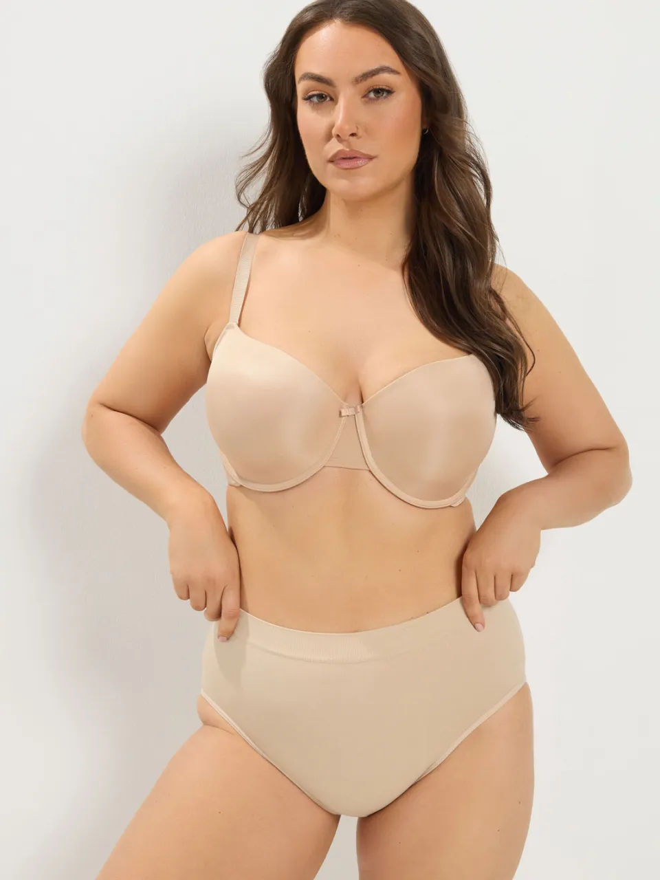 Yours Voorgevormde Tshirt Bh Met Beugel En Satijnen Strikje In Nude, foto 2
