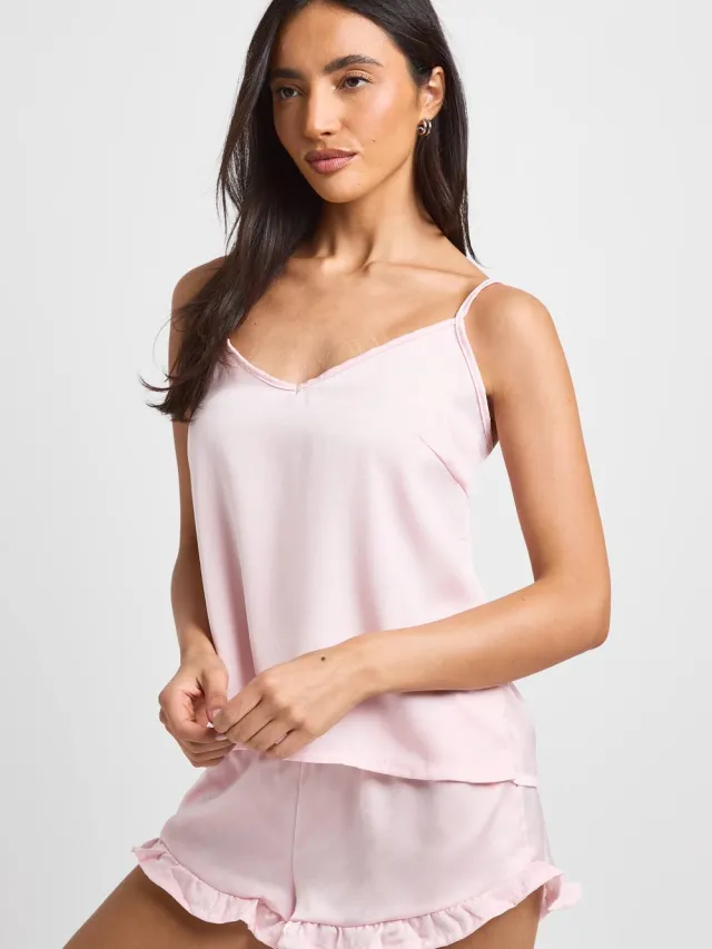 boohoo Dames Satijnen Cami & Pyjama Set Met Korte Broek Met Ruchedetail lichtroze, foto 3