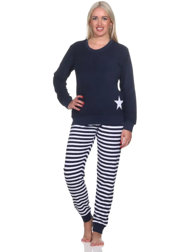 Normann damespyjama van badstof met lange mouwen in sterrendessin - ook in oversize navy