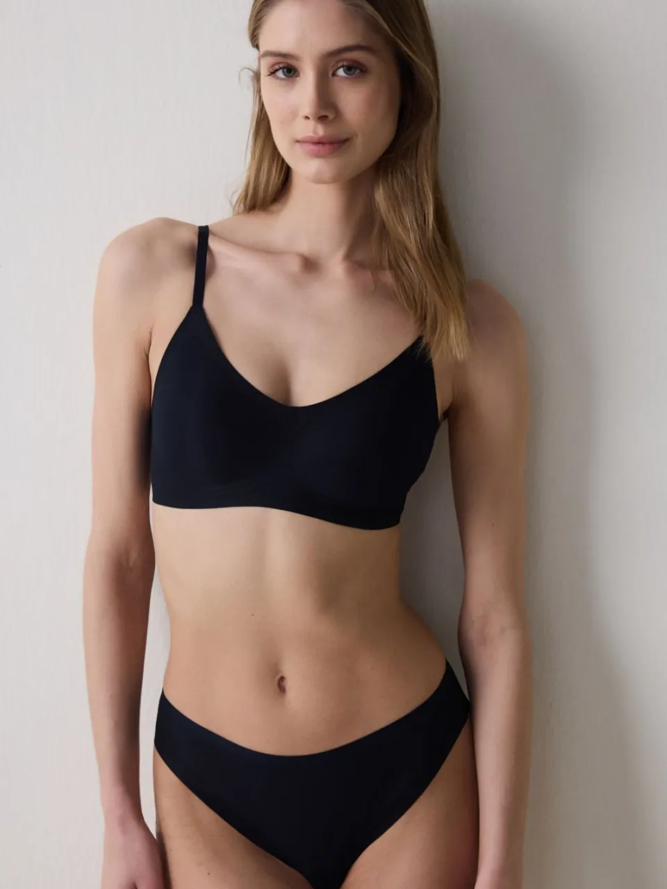 Penti Geribbelde gebreide bralette Zwart