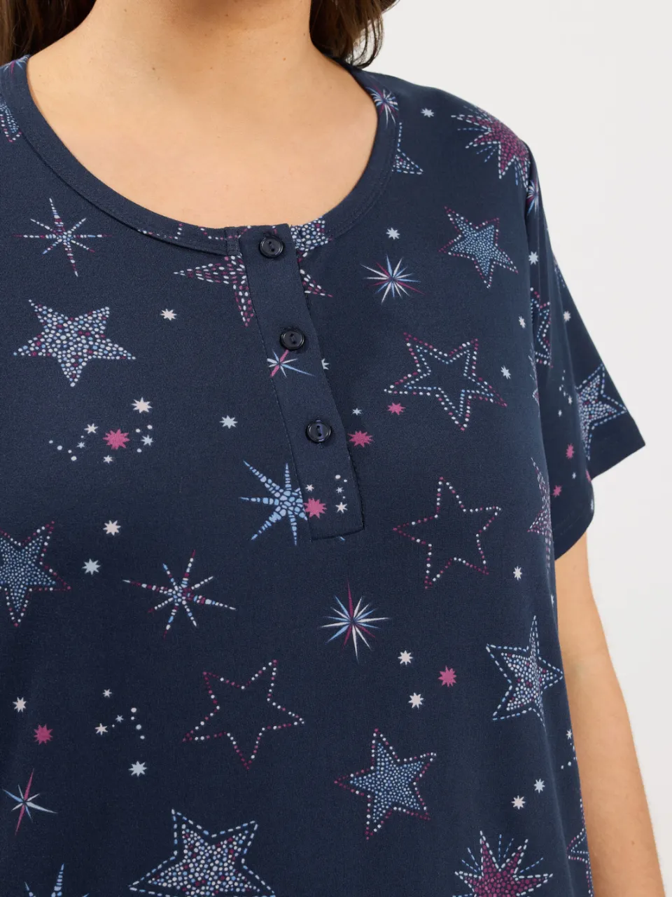 Yours Curve Marineblauw Midaxi Nachthemd Met Mozaïekprint Met Sterren En Knoopjes-44, foto 5