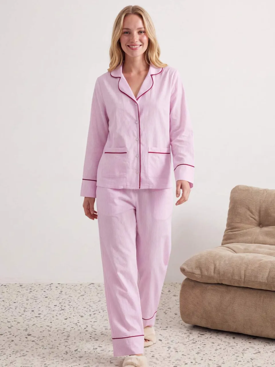 Trendyol TRENDYOLMİLLA Dames Roze Gestreept Lang, Regular fit Pyjama- Sets