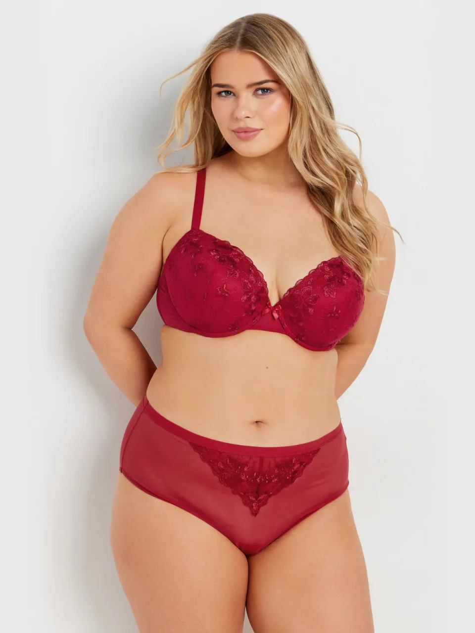 Yours 2 Pack Voorgevormde Bh's Met Bloemborduursel In Zwart/Rood, foto 3