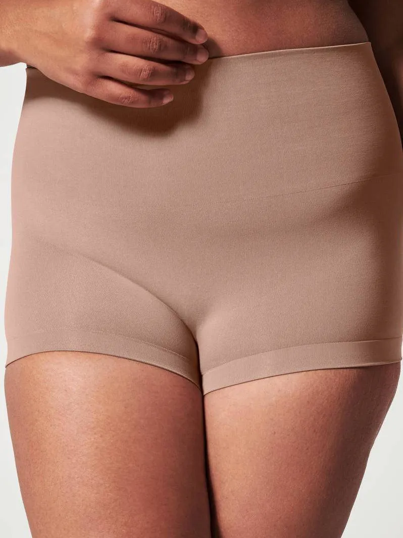 SPANX SPANXshape™ ExtraOrdinary seamless medium corrigerende Boyshort donkerbeige, foto 6