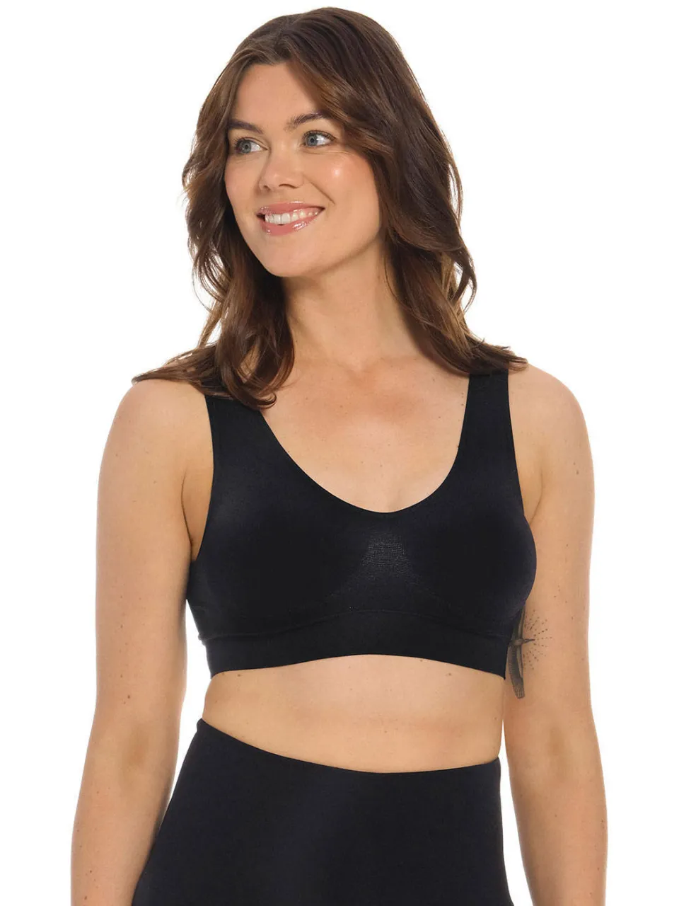 MAGIC Bodyfashion Shimmer naadloze voorgevormde bh-top zwart