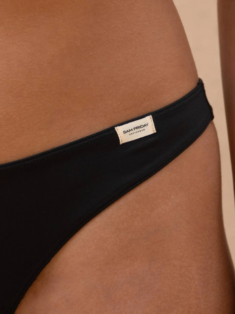 Sam Friday Skye high leg string zwart, foto 6