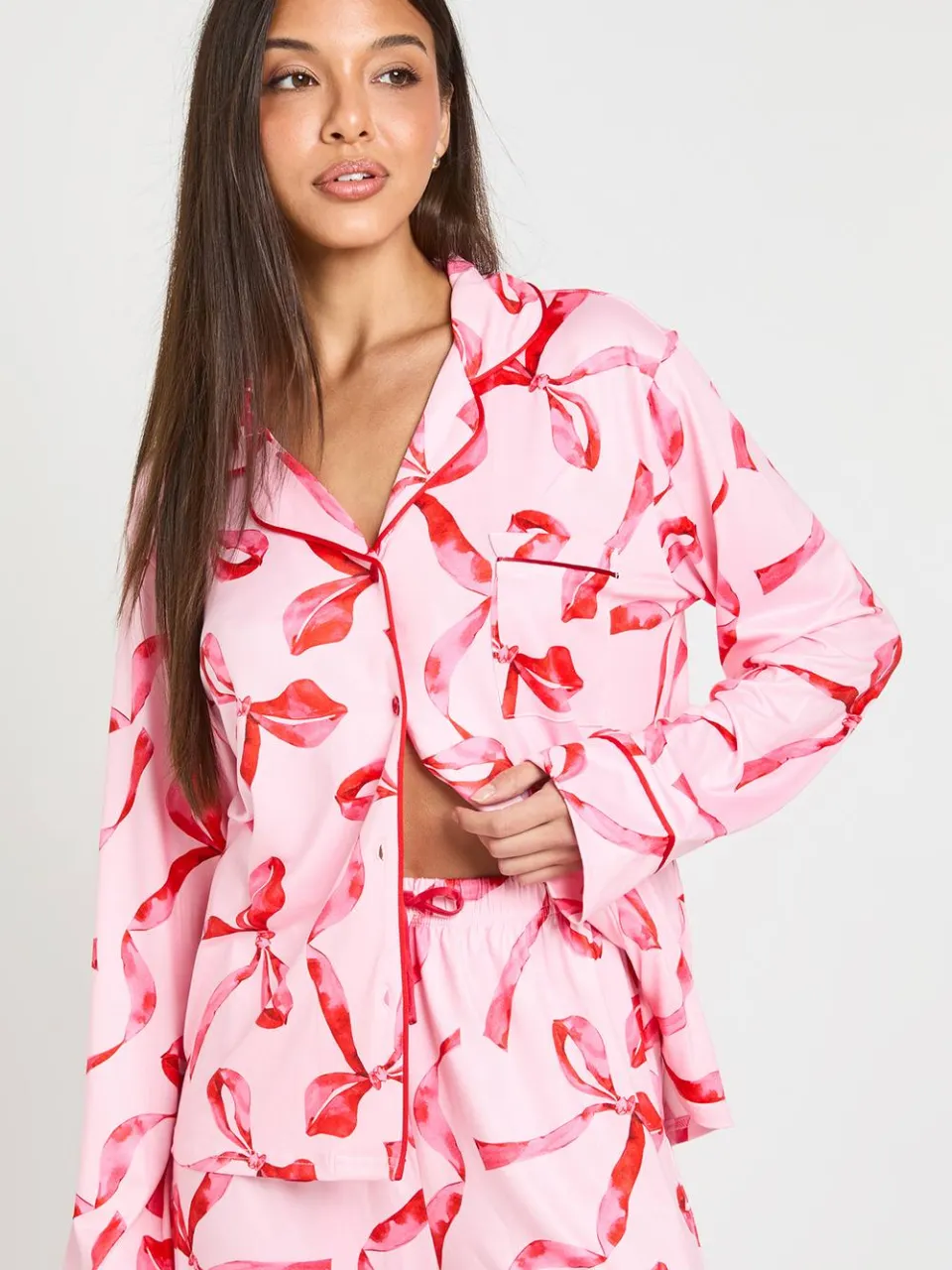 boohoo Dames Oversized Pyjamaset Met Strikprint En Lange Mouwen roze, foto 4