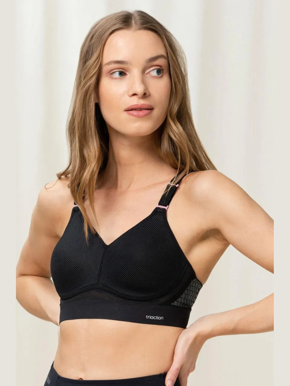 Triumph level 4 sportbh Triaction Hybrid Lite zwart, foto 4