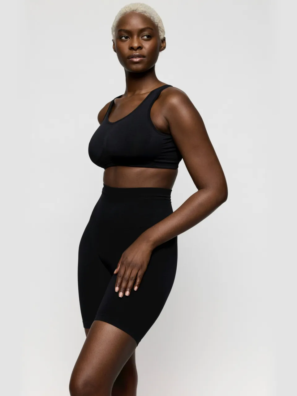 PrimaDonna medium corrigerende short Nudda zwart, foto 4