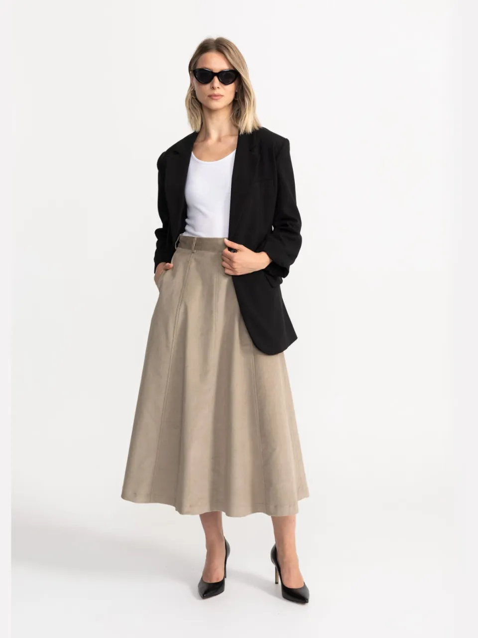 De IONESCU dames vegan Corduroy Midirok Dorna Beige