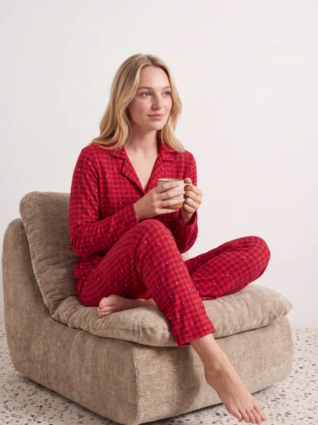 Trendyol TRENDYOLMİLLA Dames 2-pack Rood Met grafische print Lang, Regular fit Pyjama- Sets