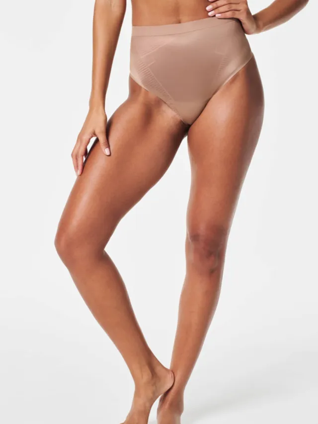 SPANX SPANXshape™ Invisible medium corrigerende string donkerbeige, foto 4