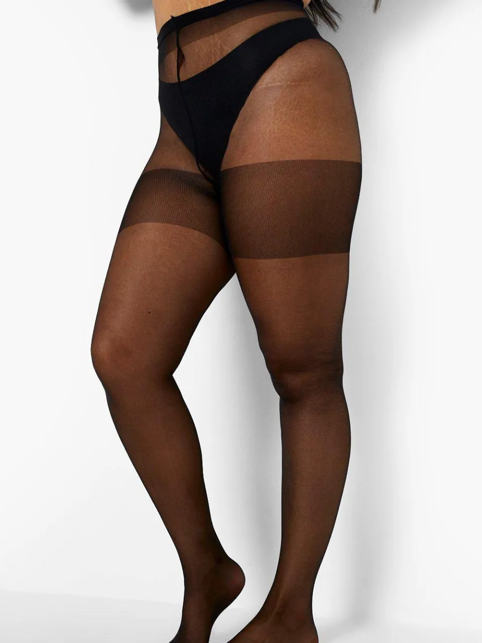 boohoo Dames Plus 15 Denier Shaper Panty's zwart, foto 3