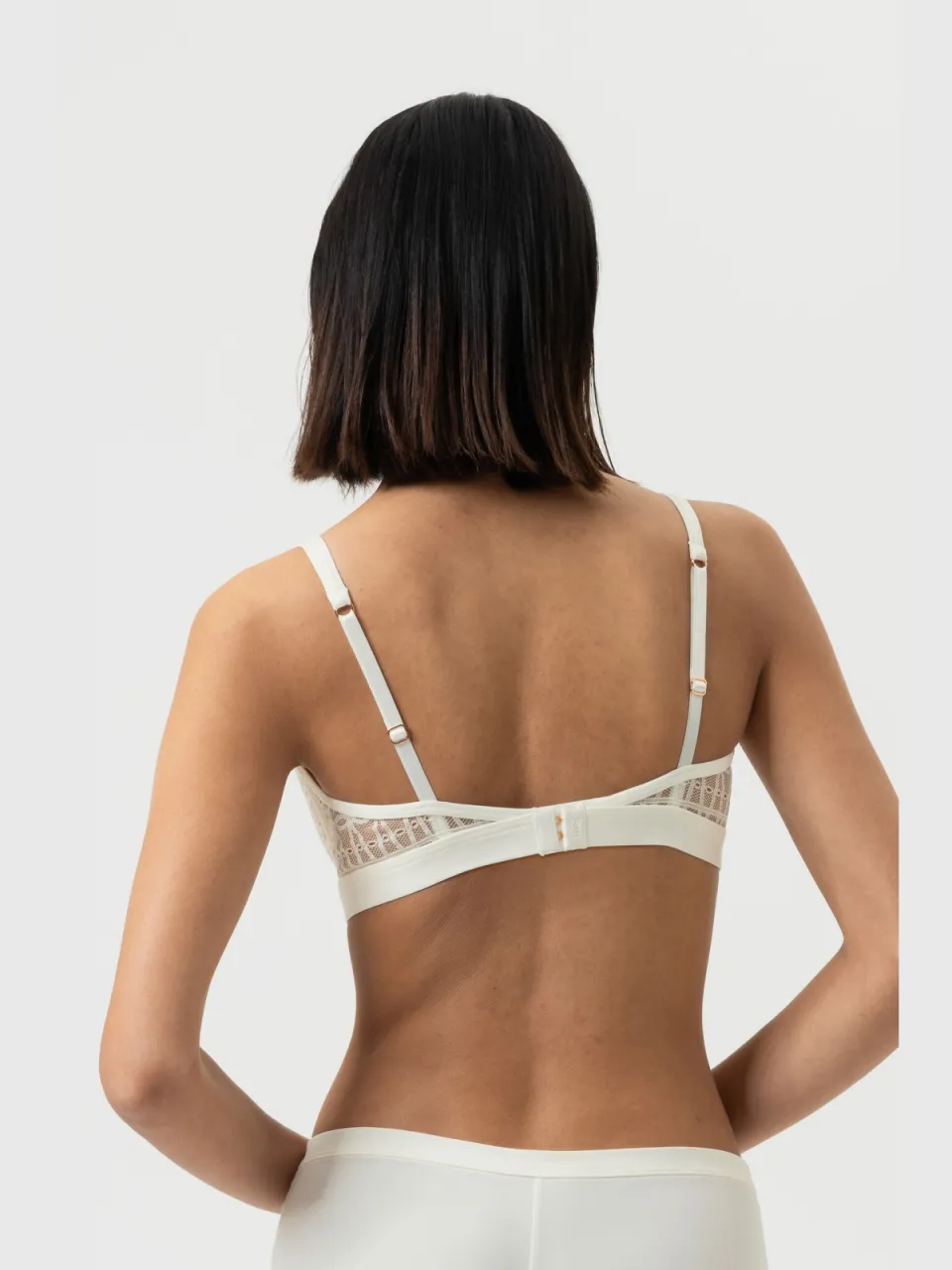 Mey Triangelbeha Serie Poetry Temptation Champagne beige, foto 3