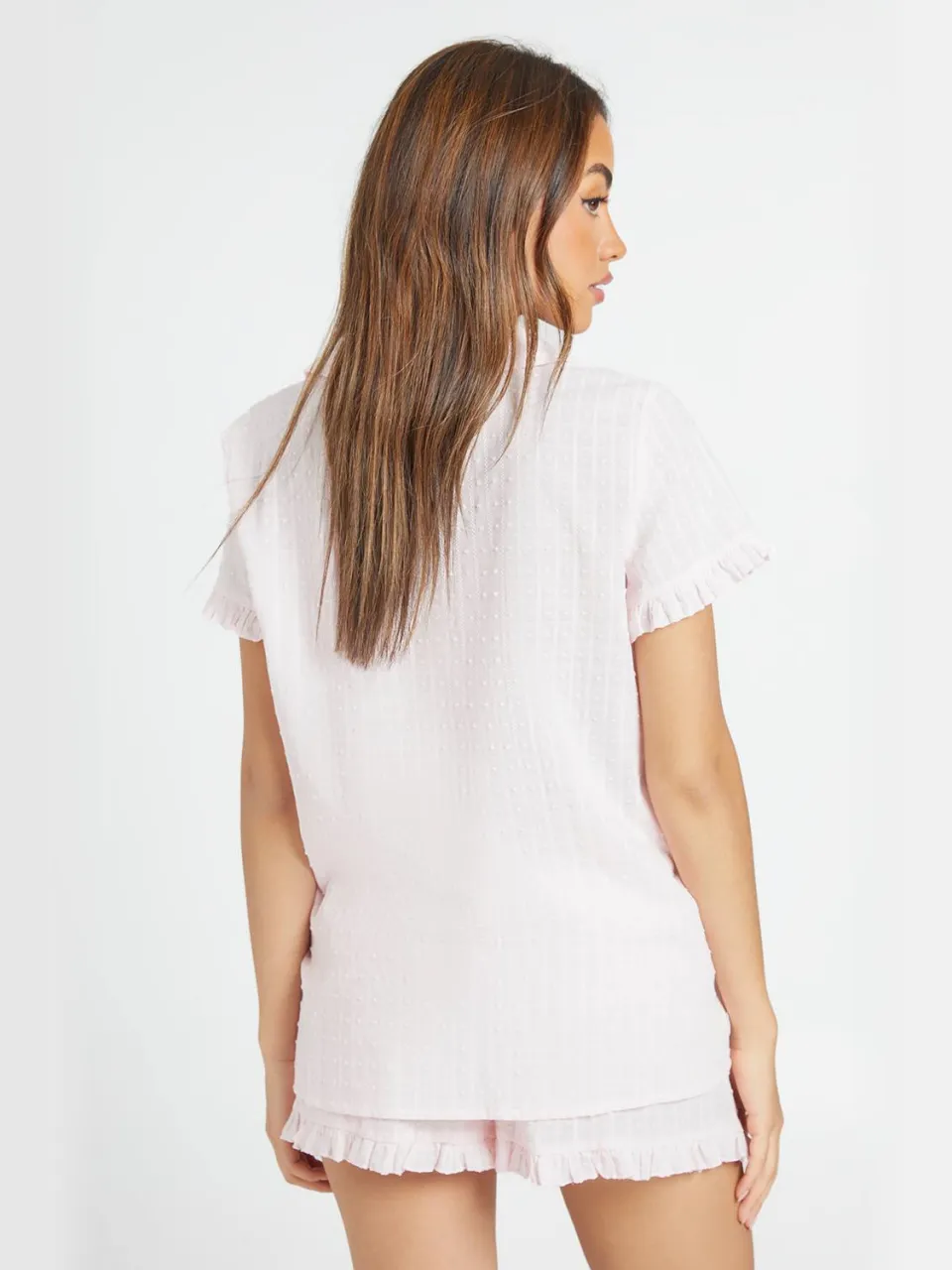 boohoo Dames Gestructureerde Pyjama Set Met Ruches Detail Korte Mouwen Shirt & Short roze, foto 2