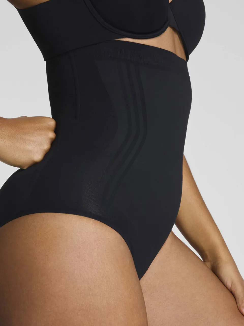 SPANX SPANXsculpt™ GoFigure seamless sterk corrigerende slip High Waist zwart, foto 6