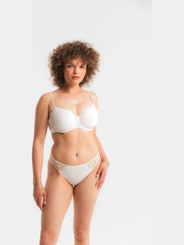 Louisa Bracq Elise Spacer BH – Voorgevormd – Ecru/Goud – Licht & Ademend – Lingerie met Borduurwerk – Luxe en Comfort - 80-95 B-Cup