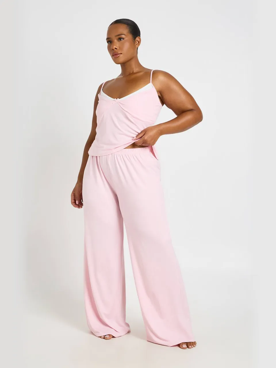 boohoo Dames Plus Contrast Cami Pyjama Top En Broek Set baby roze, foto 3