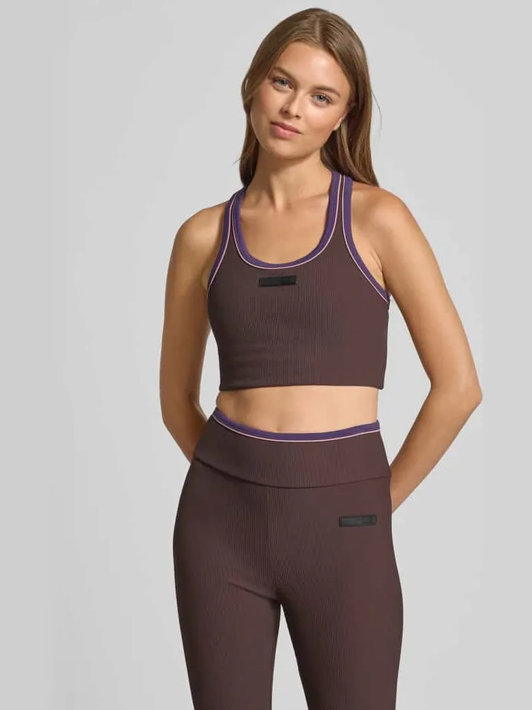 EA7 Emporio Armani Beha met labeldetail Donkerbruin