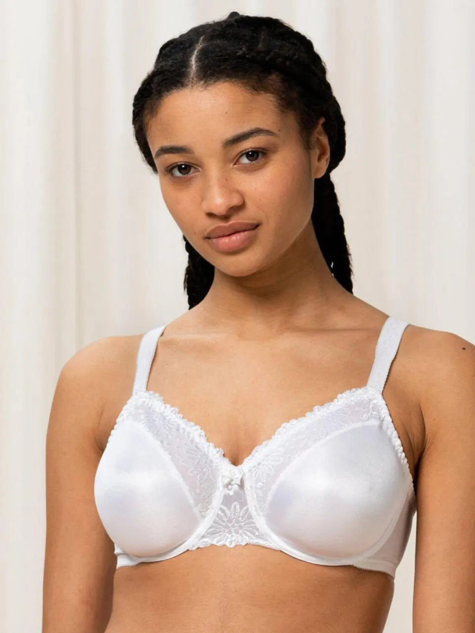 Triumph niet-voorgevormde minimizer Ladyform Soft wit, foto 4