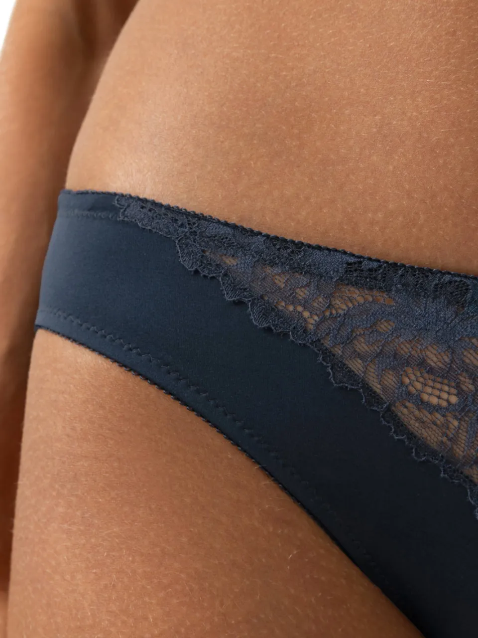 Mey Luxurious slip donkerblauw, foto 4