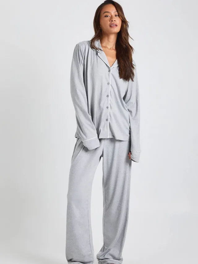 boohoo Dames Pyjamasset met langmouwenhemd en broek in tall jersey met pijpdetail Grijze Mergel