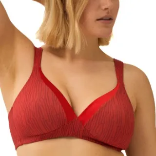 NATURANA Wednesday gewatteerde bh zonder beugel rood