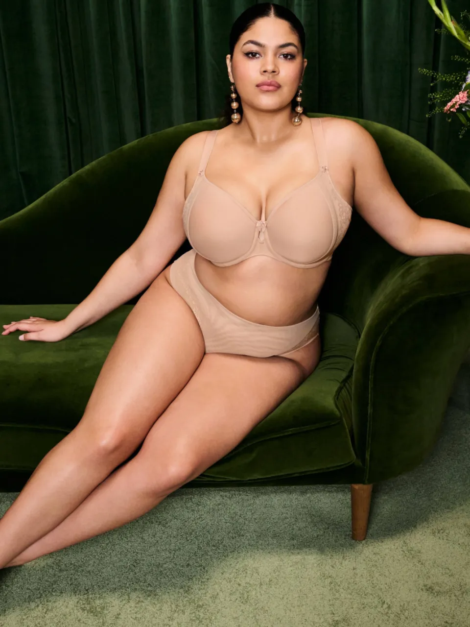Elomi Nerina voorgevormde T-shirt-bh met beugel beige, foto 3