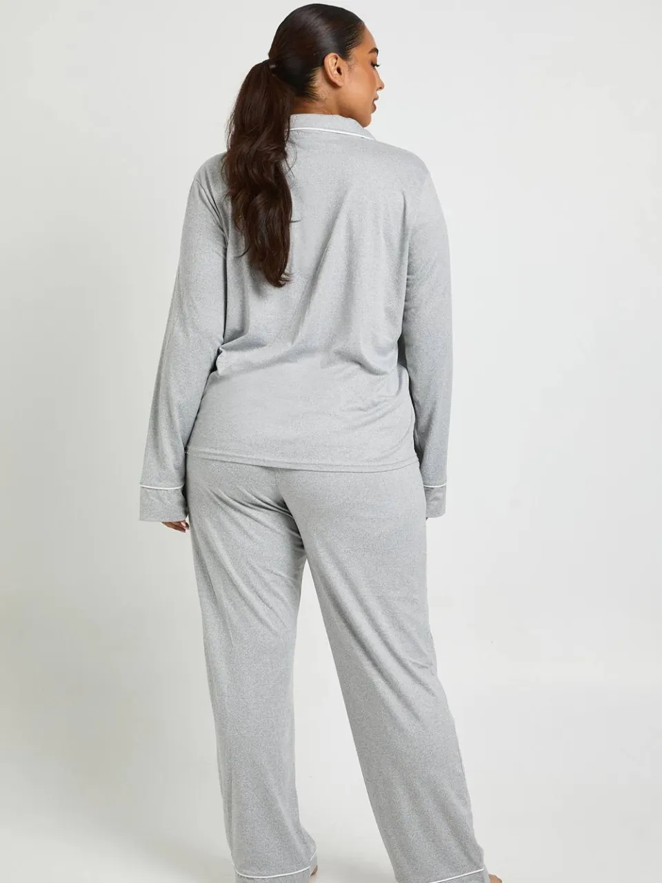 boohoo Dames Plus pijpdetail langarm overhemd & broek pyjamaset grijze mergel, foto 2