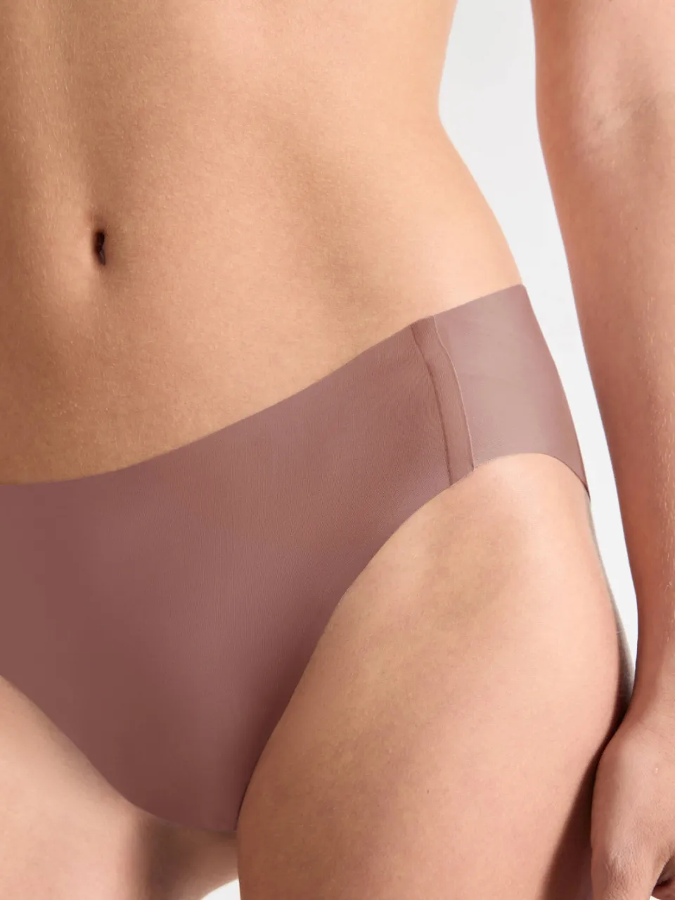 Sloggi ZERO Feel 2.0 seamless high leg slip bruin, foto 6
