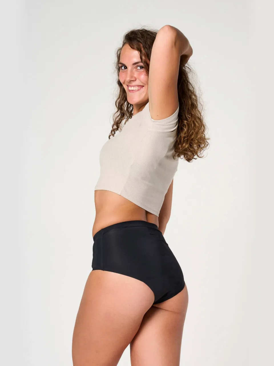 Moodies Undies medium/sterk absorberende seamless high waist menstruatieslip zwart, foto 3