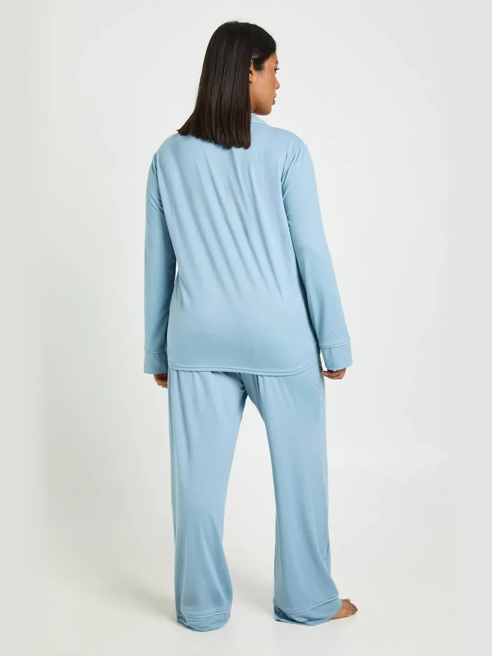 boohoo Dames Plus Jersey Pyjama Set Met Paspeldetail Lange Mouwen & Broek stoffig blauw, foto 2