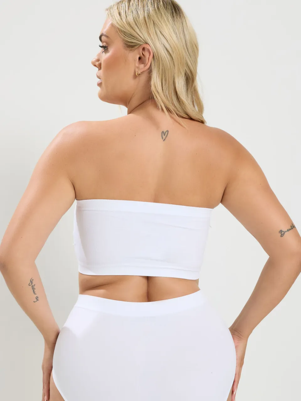 Yours Yourset 2Pack Zwarte En Witte Naadloze Voorgevormde Bandeaubeha'ssize 50-52, foto 4
