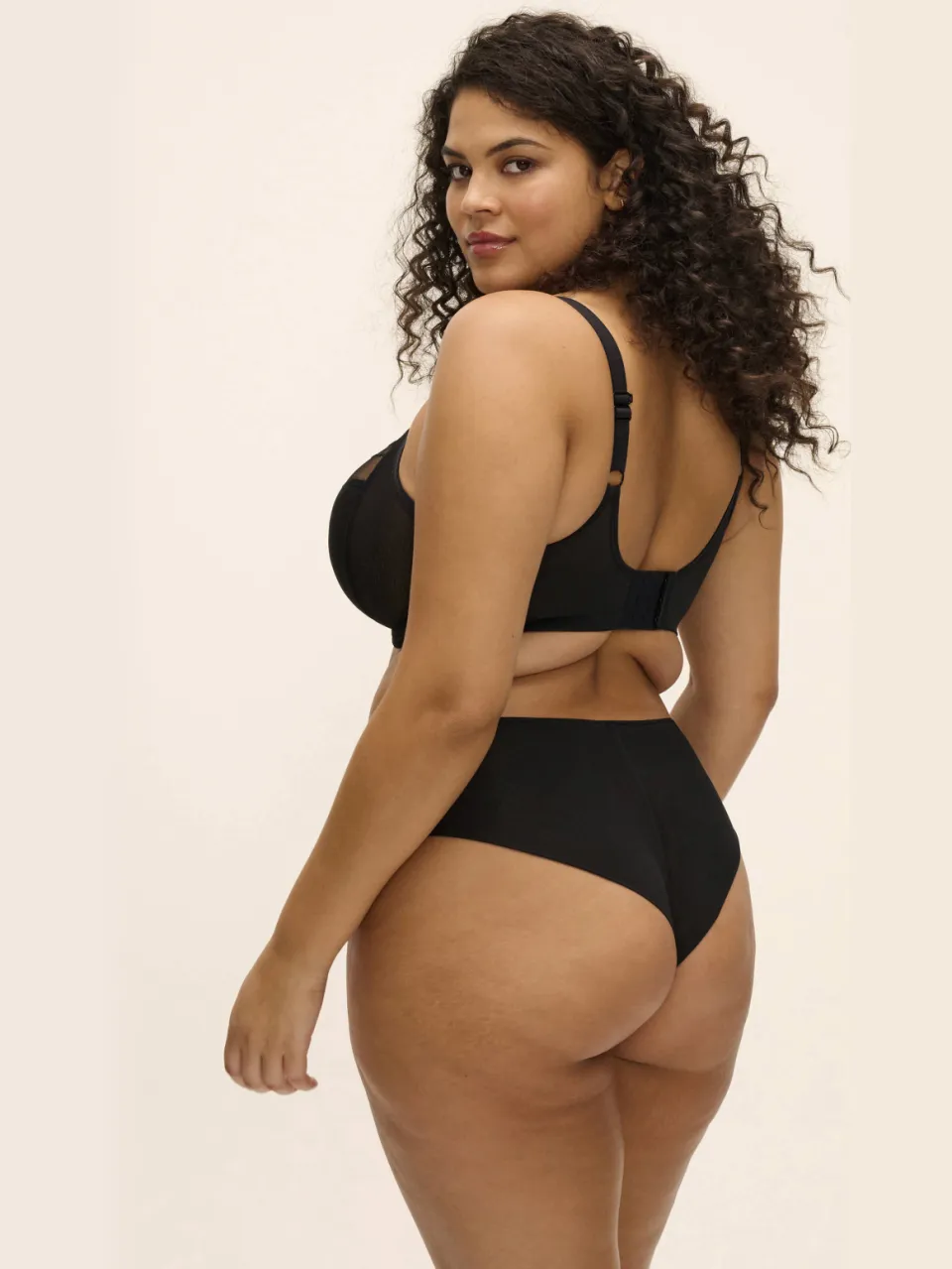 Elomi Matilda seamless brazilian slip zwart, foto 3